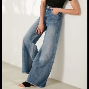 BDG: Extra High-Rise Wide Leg Jean